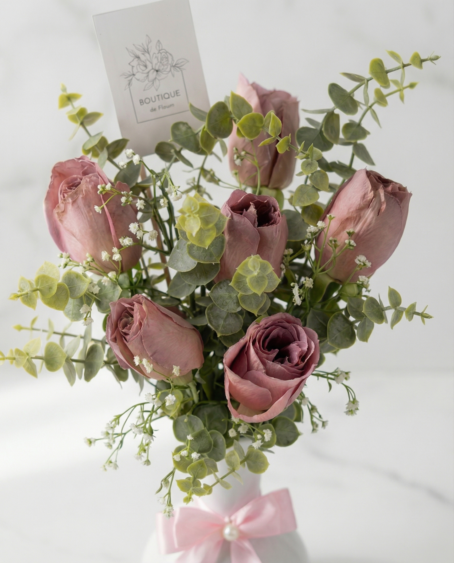 Mauve Whisper Rose Vase Side View – Soft Mauve Rose Vase Arrangement | Boutique de Fleurs Lahore Pakistan