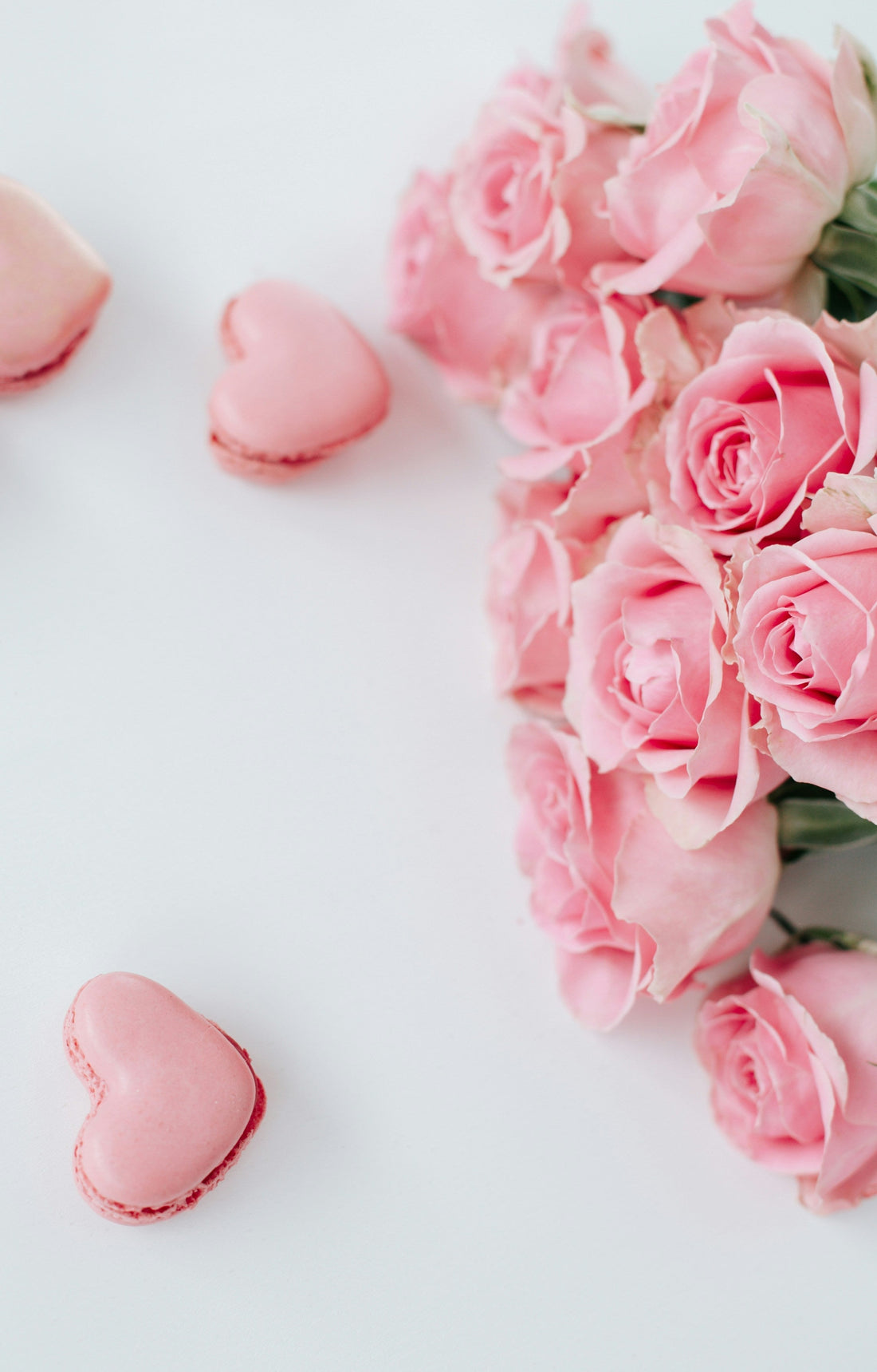 Romantic red rose Valentine's bouquet — Boutique de Fleurs Lahore