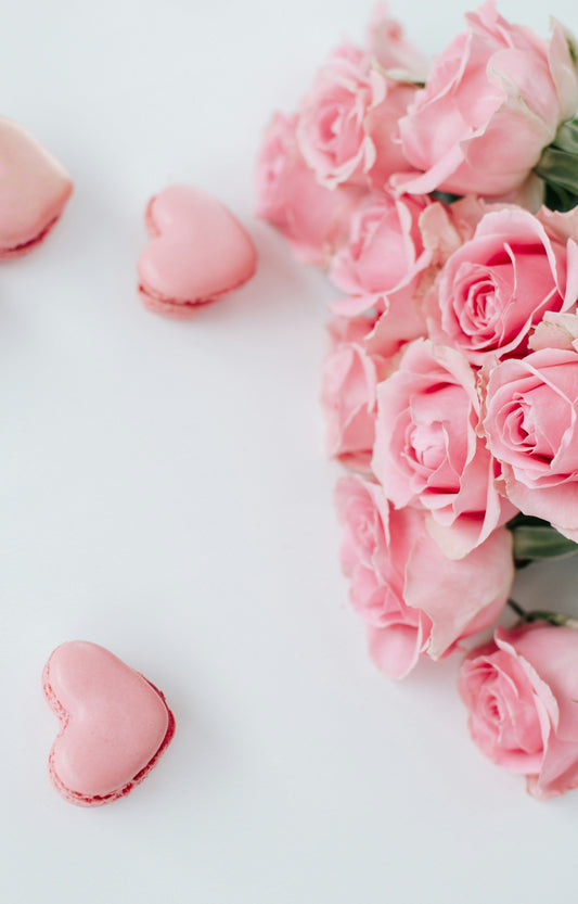 Romantic red rose Valentine's bouquet — Boutique de Fleurs Lahore