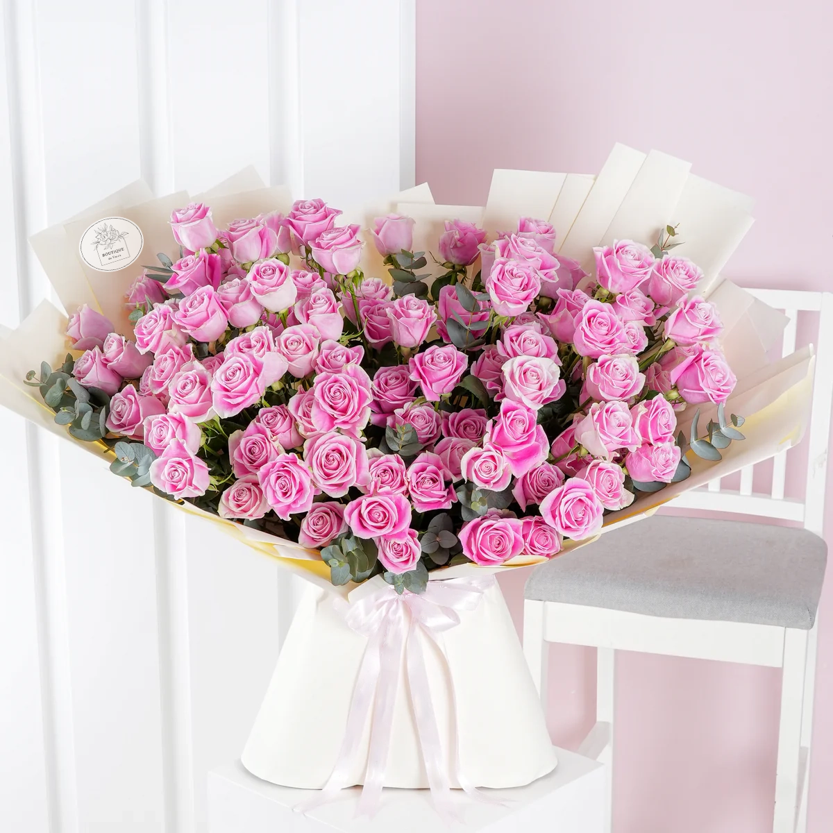 premium-100-pink-roses-flower-delivery-lahore