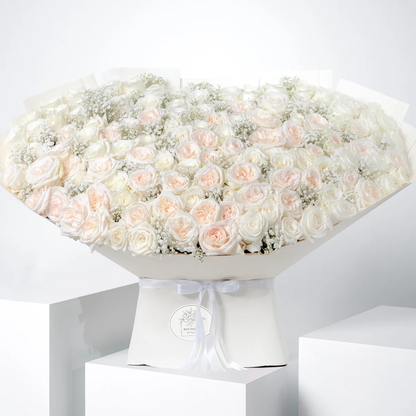 Amelia Grand Bouquet Top View – Luxury White Rose Bouquet Lahore Pakistan