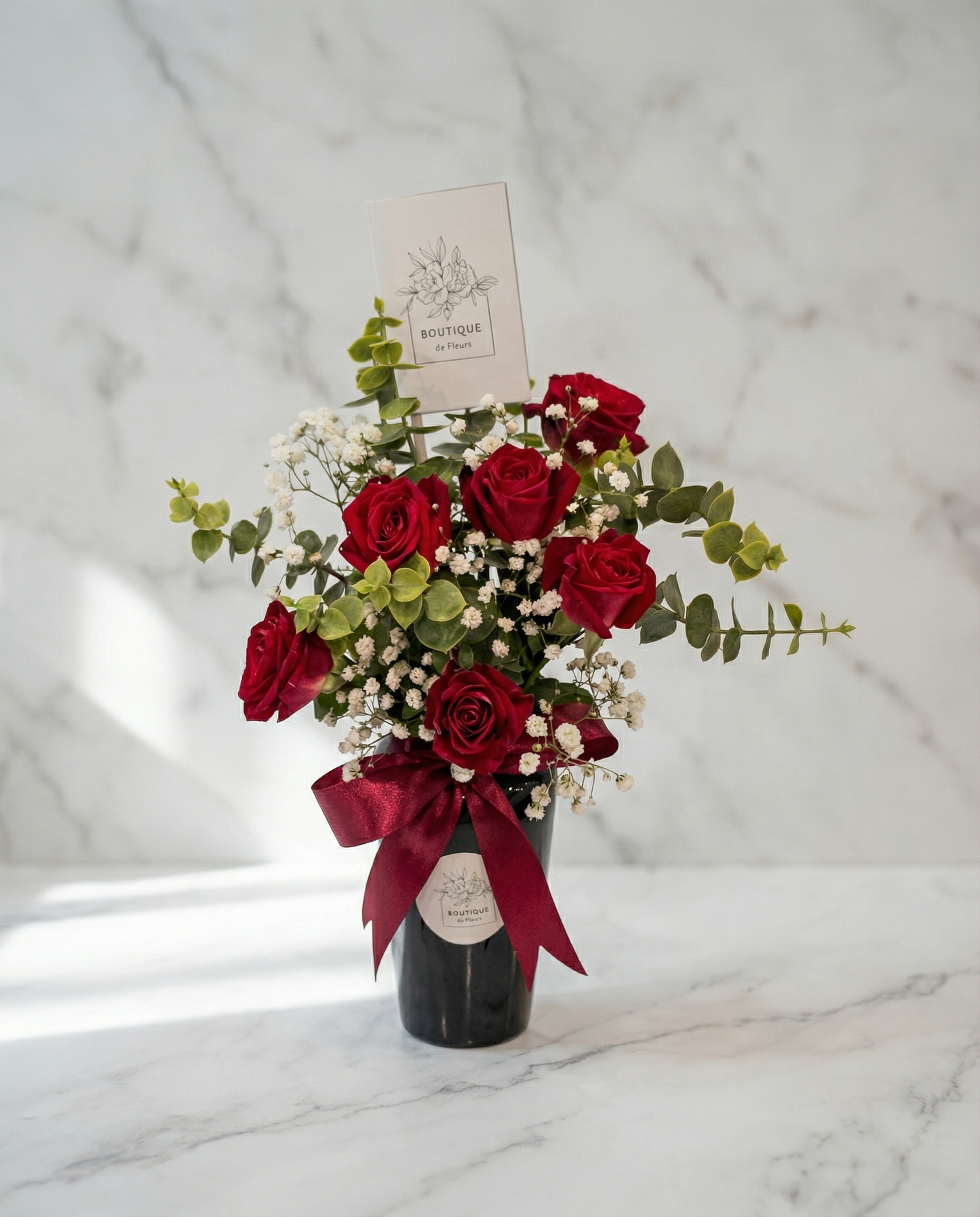 Rose Amour Red Roses Vase – Bold Romantic Red Rose Vase Arrangement | Boutique de Fleurs Lahore Pakistan