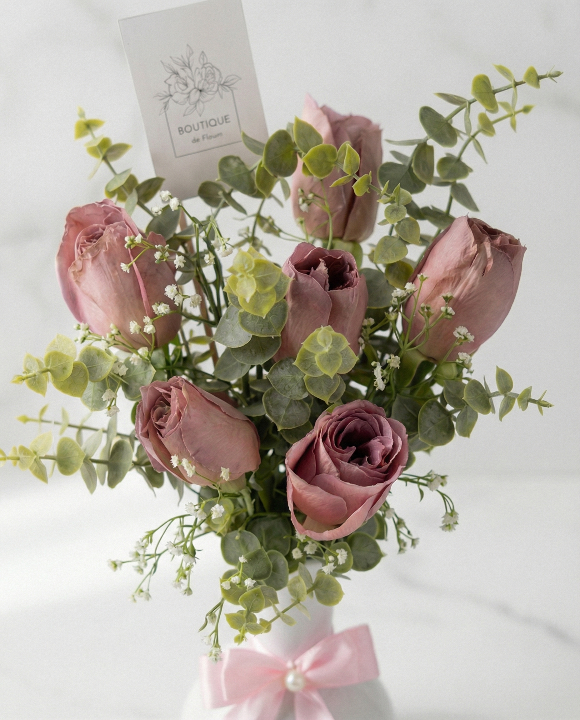 Mauve Whisper Rose Vase Side View – Soft Mauve Rose Vase Arrangement | Boutique de Fleurs Lahore Pakistan