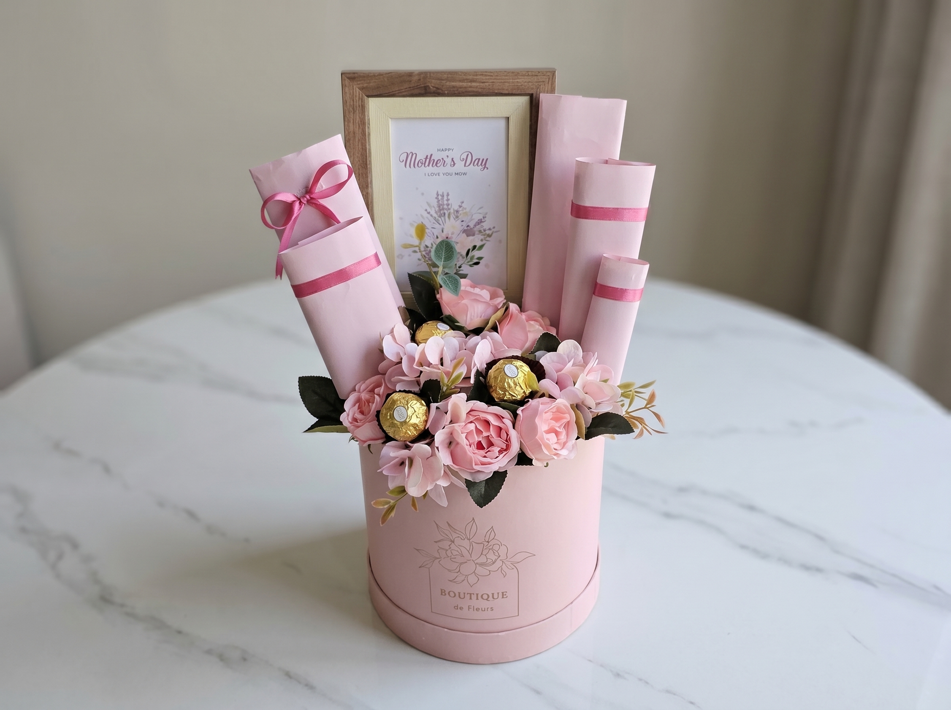 Pink Whisper Hatbox | flower delivery Lahore — image 1/2