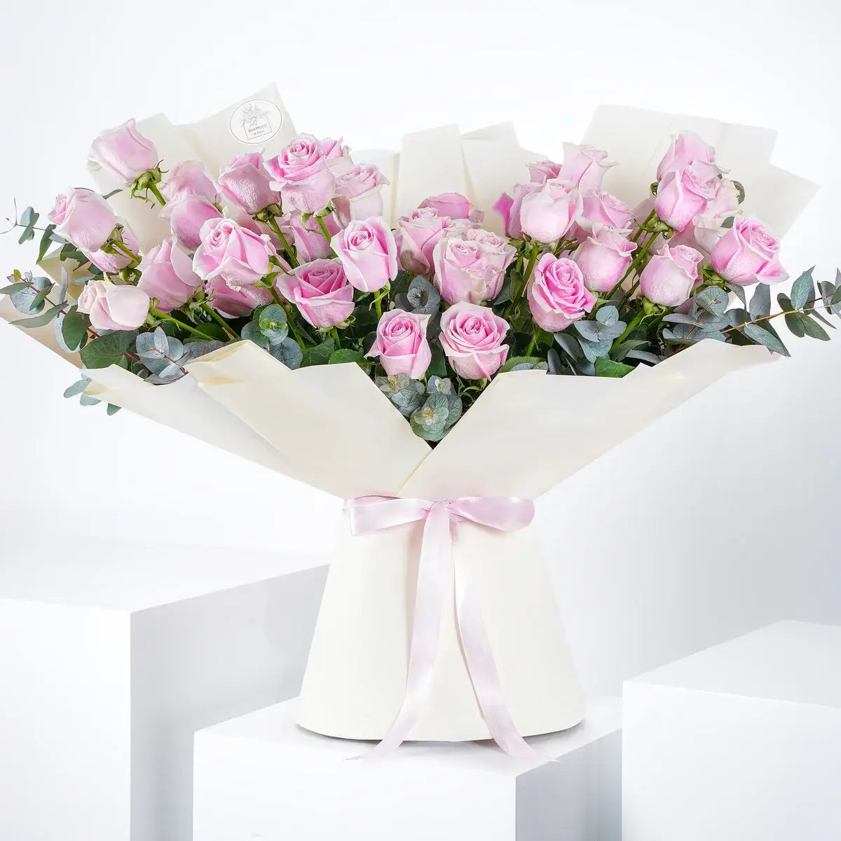 50 Pink Roses Bouquet Top View – Luxury Pink Roses | Boutique de Fleurs Lahore Pakistan